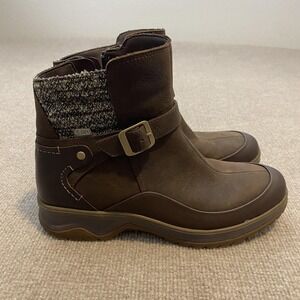 Merrell Booties Womens Size 9 Brown Leather Waterproof Ankle Wedge Zip Clay